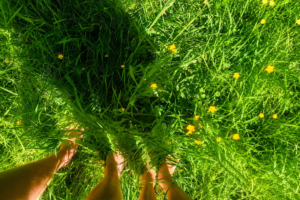 Feet Grounding: What It Is and How to Try It